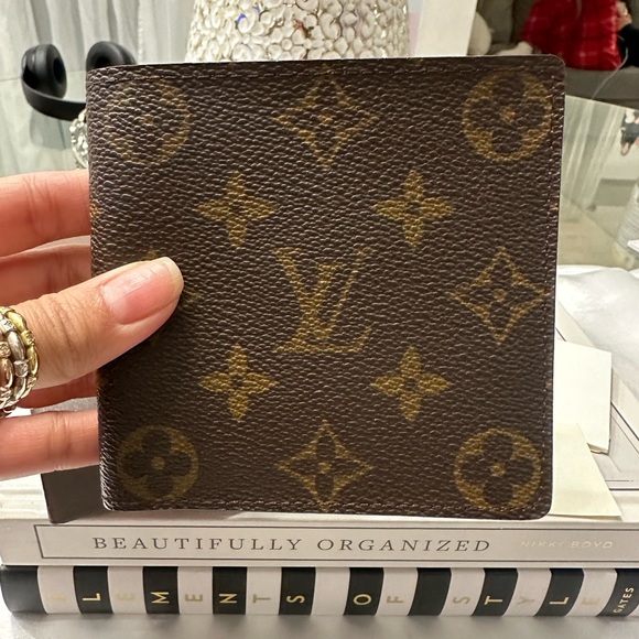 Authentic Louis Vuitton Wallet - Picture 3 of 15